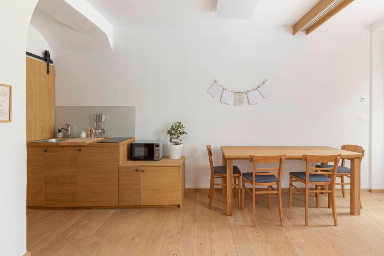 Apartma Jenkova Rezidenca Kranj Exterior foto